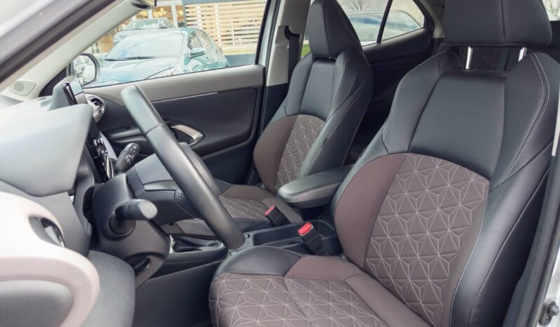 Toyota Yaris Cross 1.5 HDF 130hp Elegant BI-TONE full