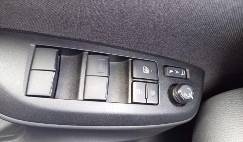 Toyota Yaris Cross 1.5 HDF 130hp Elegant BI-TONE full