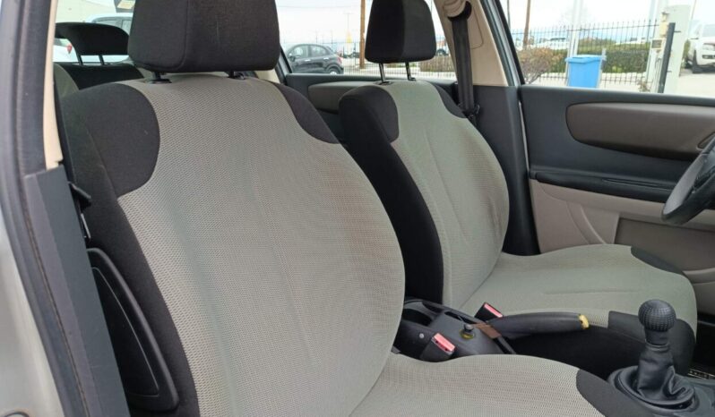 CITROEN C4 1.6 BENZINH 110hp full