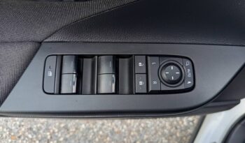 Toyota C-HR C-LUB Bi-Tone Panoroof 1.8 HEV full