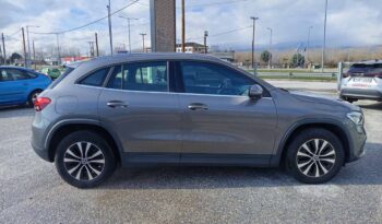 Mercedes Benz GLA 250E Advantage (Φ) full