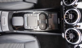 Mercedes Benz GLA 250E Advantage (Φ) full