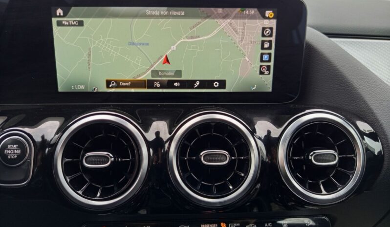 Mercedes Benz GLA 250E Advantage (Φ) full