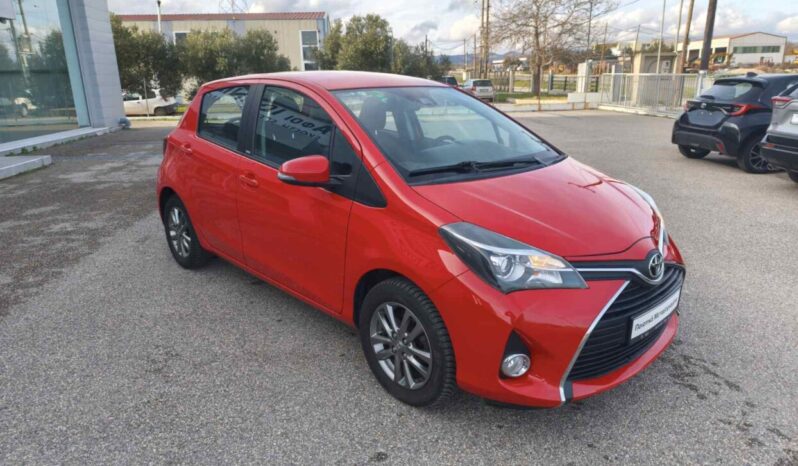 Toyota Yaris 1.3 Active Plus 100hp full