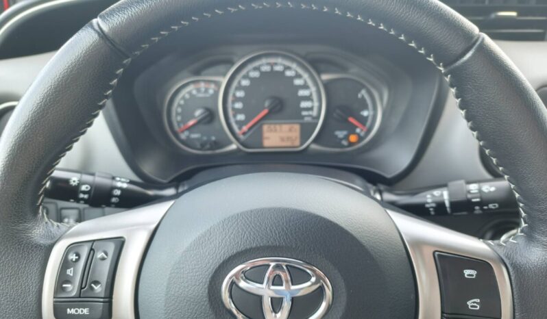 Toyota Yaris 1.3 Active Plus 100hp full