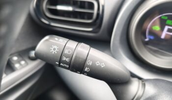 Toyota Yaris 1.5 Hybrid 116hp Style full