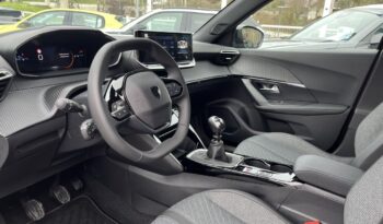 Peugeot 2008 FL 1.2 PureTech 100hp Allure full