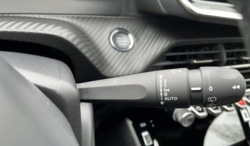 Peugeot 2008 FL 1.2 PureTech 100hp Allure full