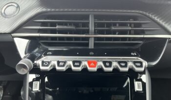 Peugeot 2008 FL 1.2 PureTech 100hp Allure full