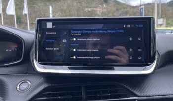 Peugeot 2008 FL 1.2 PureTech 100hp Allure full