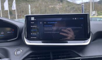 Peugeot 2008 FL 1.2 PureTech 100hp Allure full