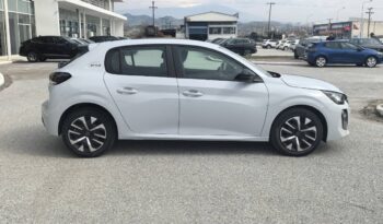 PEUGEOT 208 FL 1.2 100hp STYLE full