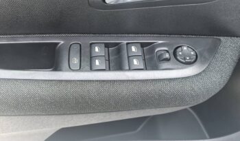 PEUGEOT 208 FL 1.2 100hp STYLE full