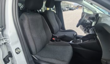 PEUGEOT 208 FL 1.2 100hp STYLE full
