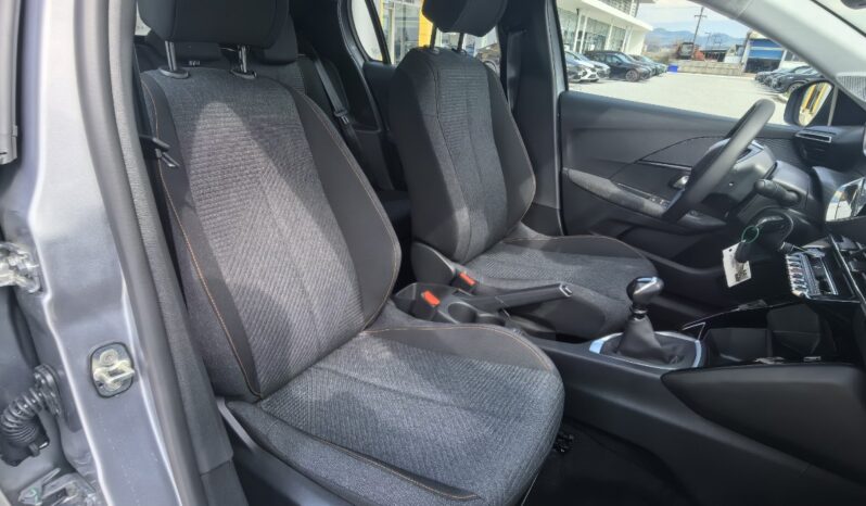 PEUGEOT 208 FL 1.2 100hp STYLE full