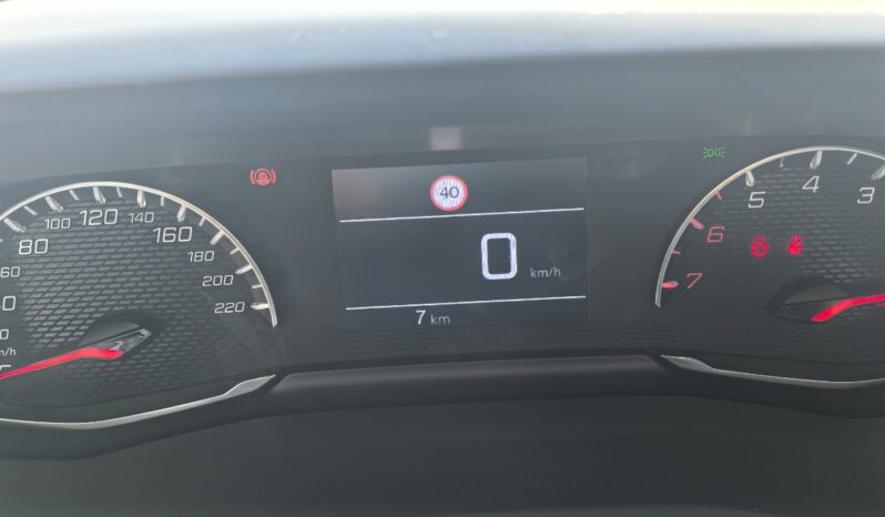 PEUGEOT 208 FL 1.2 100hp STYLE full