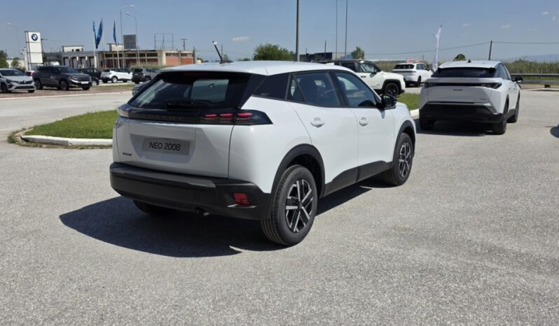 PEUGEOT 2008 FL 1.2 100hp STYLE full