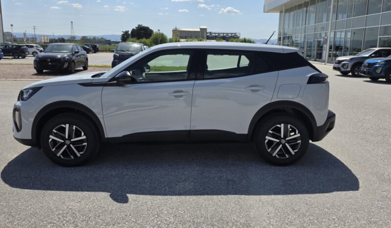 PEUGEOT 2008 FL 1.2 100hp STYLE full