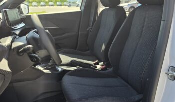 PEUGEOT 2008 FL 1.2 100hp STYLE full