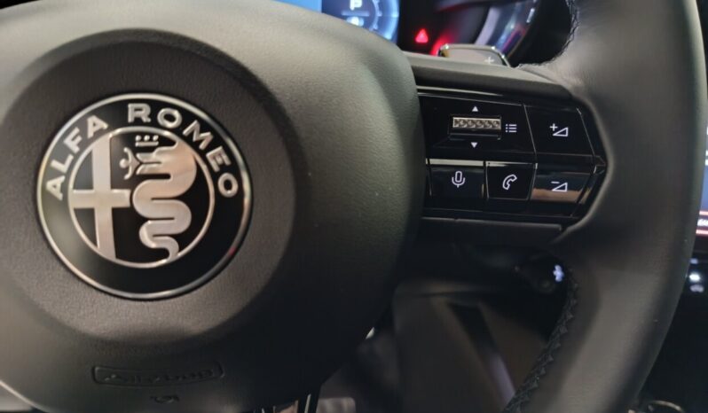 Alfa Romeo Junior Speciale 1.2 117 eDCT 145hp MHEV full