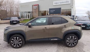 TOYOTA Yaris Cross 1.5 HDF Style (Φ) full