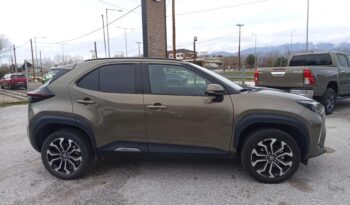 TOYOTA Yaris Cross 1.5 HDF Style (Φ) full