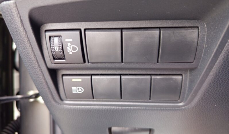 TOYOTA Yaris Cross 1.5 HDF Style (Φ) full