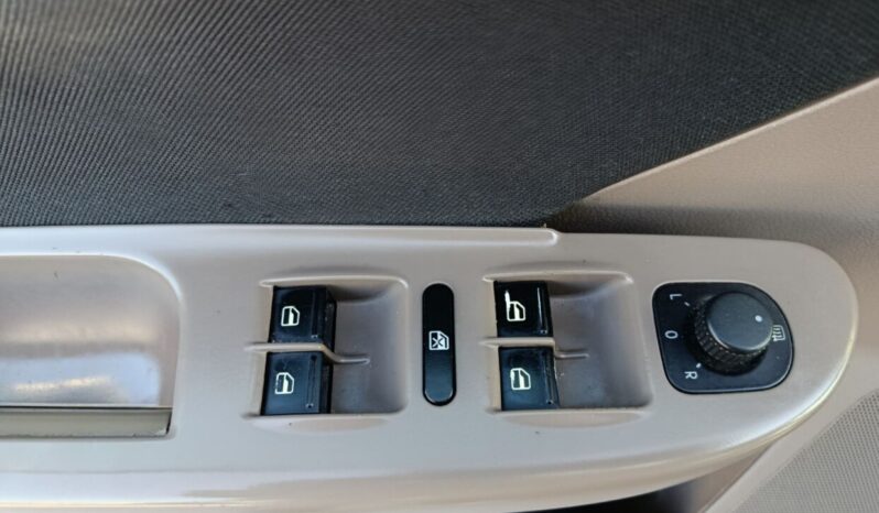 Volkswagen Passat 1.6 BENZINH 115hp full