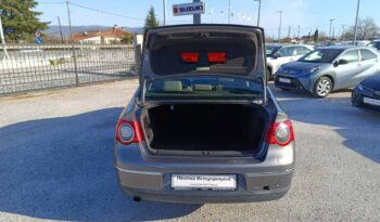 Volkswagen Passat 1.6 BENZINH 115hp full