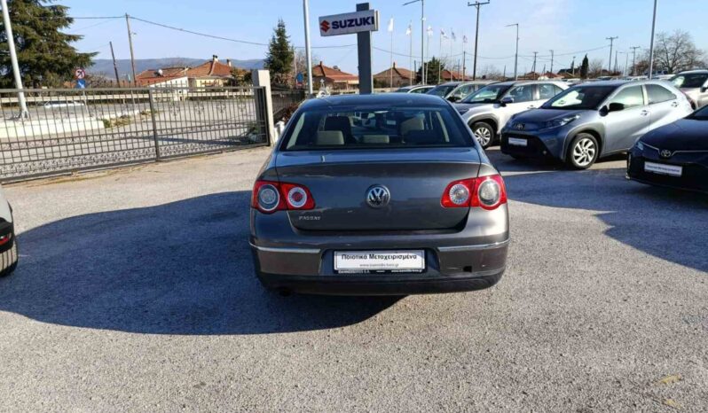 Volkswagen Passat 1.6 BENZINH 115hp full