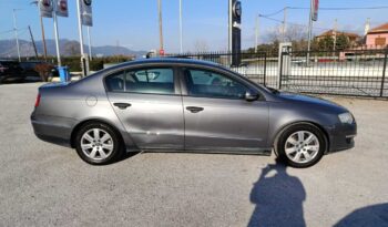 Volkswagen Passat 1.6 BENZINH 115hp full