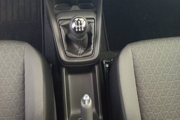 SUZUKI SWIFT 1.2 HYBRID 12V-ISG 82HP GL+ full