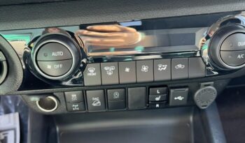 Toyota HILUX DC 4X4 2.8D 48V CRUISER A/T full