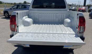 Toyota HILUX DC 4X4 2.8D 48V CRUISER A/T full