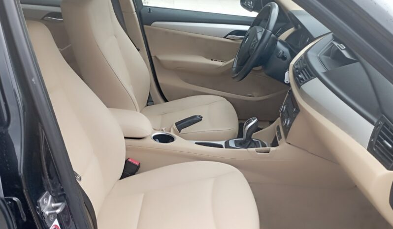 BMW X1 sDrive 16i full