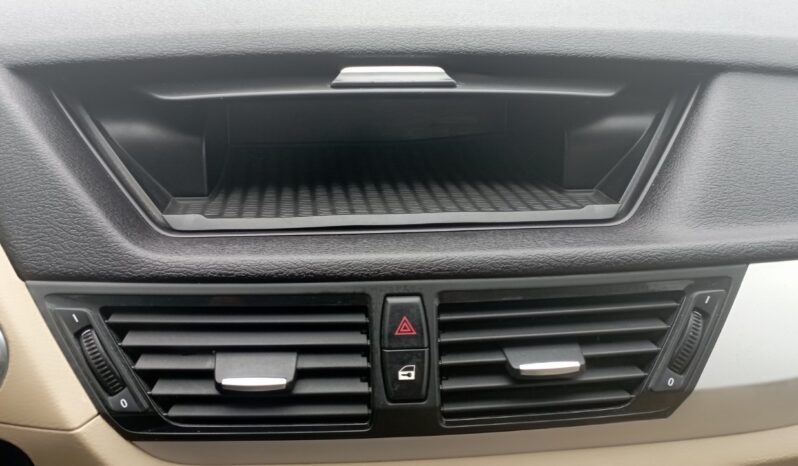 BMW X1 sDrive 16i full