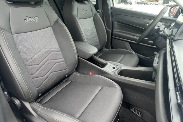 Jeep AVENGER 1.2cc 110HP T3 MHEV DCT ALTITUDE full