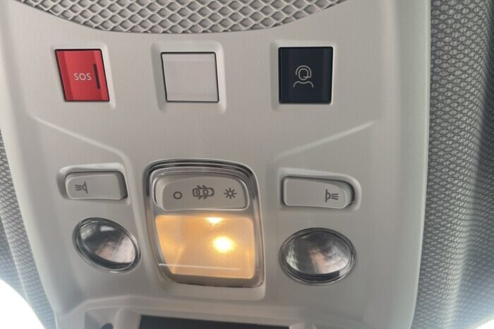 Jeep AVENGER 1.2cc 110HP T3 MHEV DCT ALTITUDE full