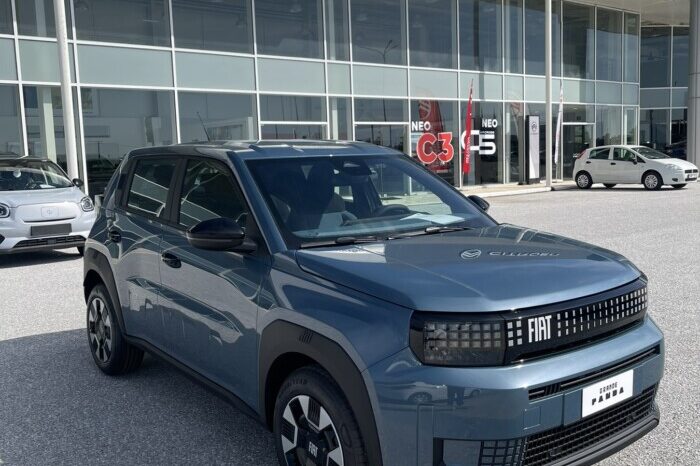 FIaT Grande Panda Icon 1.2cc Hybrid 110hp DCT full