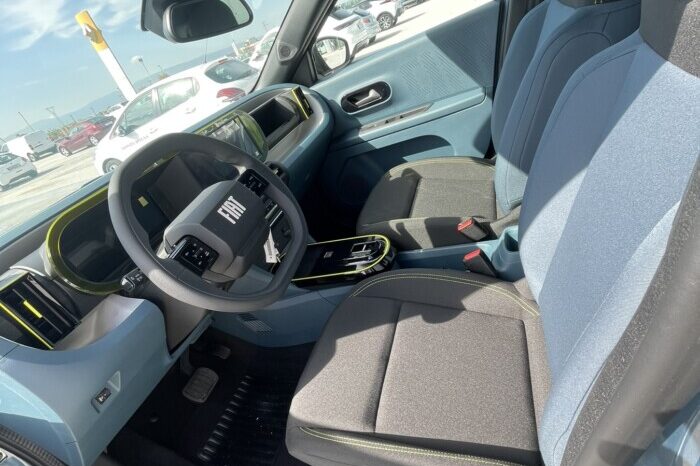 FIaT Grande Panda Icon 1.2cc Hybrid 110hp DCT full