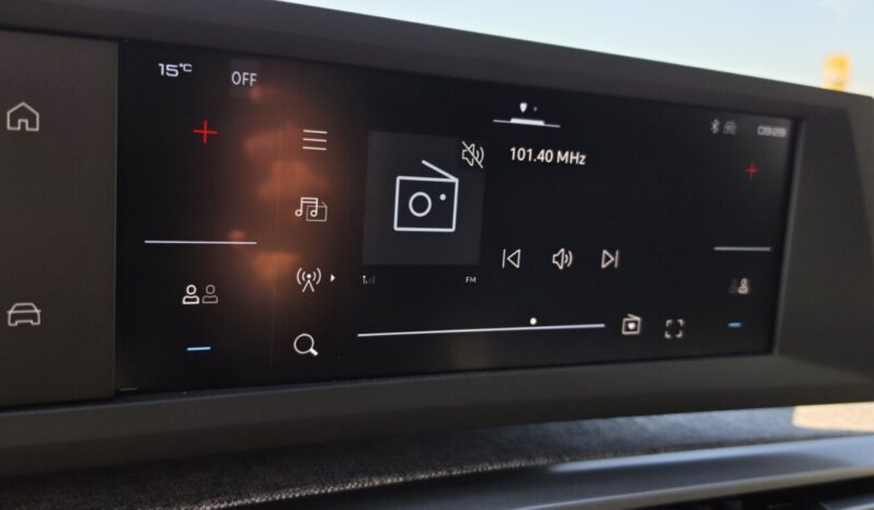 PEUGEOT 3008 HYBRID 145 e-DCS6 STYLE full