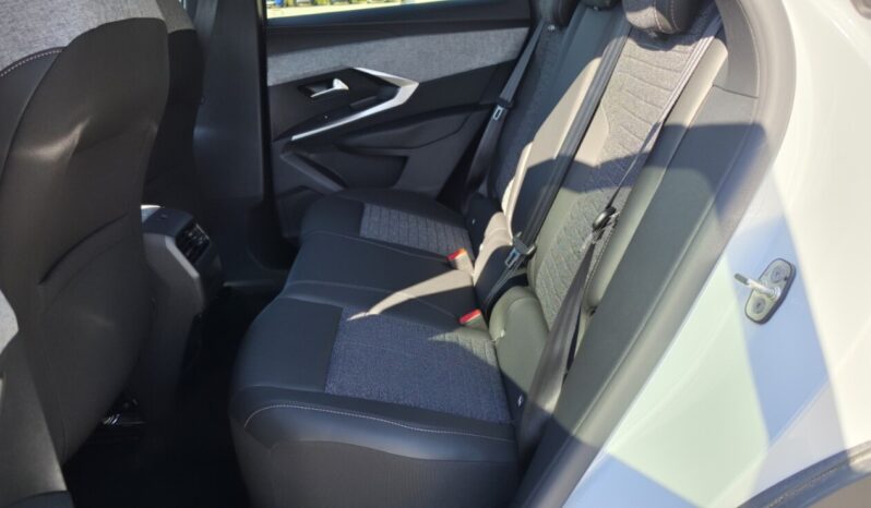 PEUGEOT 3008 HYBRID 145 e-DCS6 STYLE full