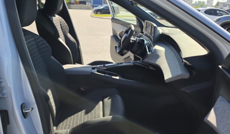 PEUGEOT 3008 HYBRID 145 e-DCS6 STYLE full