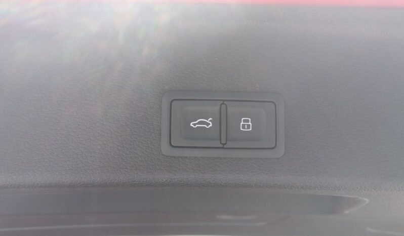 AUDI RS4 QUATTRO (Π) full