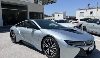 BMW i8 Coupe 1.5 Plug-In Hybrid full