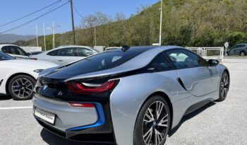 BMW i8 Coupe 1.5 Plug-In Hybrid full