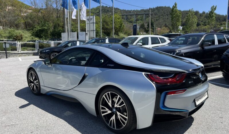 BMW i8 Coupe 1.5 Plug-In Hybrid full