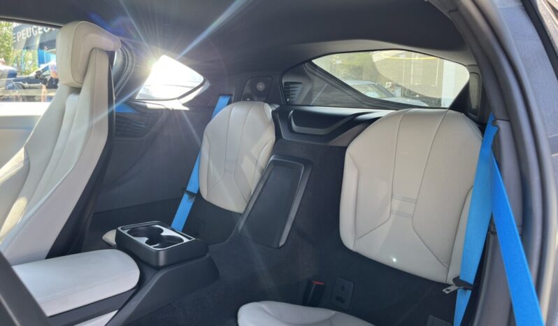 BMW i8 Coupe 1.5 Plug-In Hybrid full