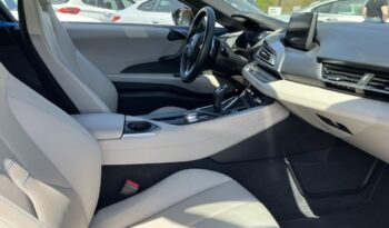 BMW i8 Coupe 1.5 Plug-In Hybrid full