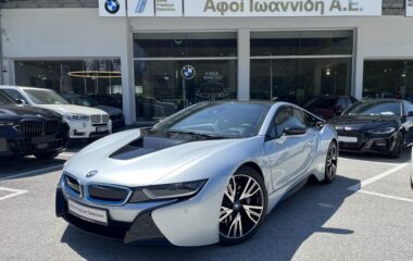 BMW i8 Coupe 1.5 Plug-In Hybrid